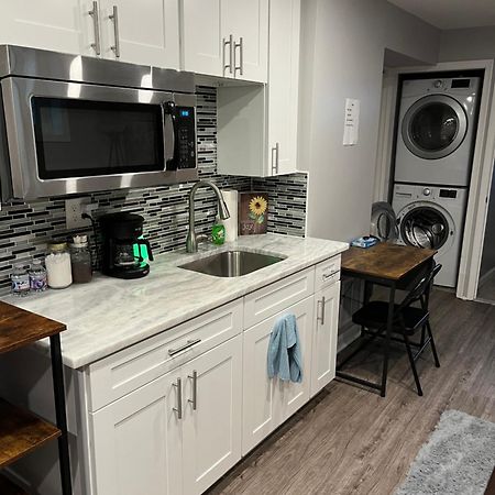 וושינגטון Urban Retreat Basement Studio Only Two Blocks From Metro! Off Street Parking! מראה חיצוני תמונה